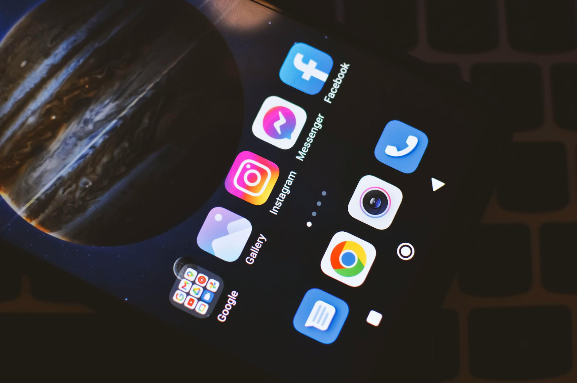 Tampilan antarmuka aplikasi gudang dari Anvaya Tech, solusi manajemen inventori digital untuk bisnis Anda.