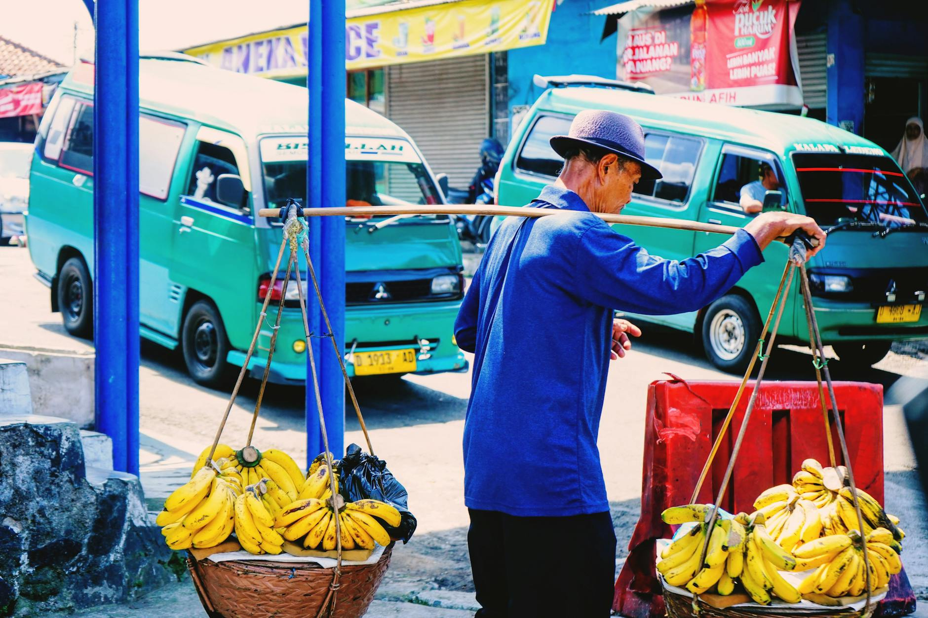 Vendor WMS Bandung menyediakan solusi manajemen gudang modern untuk bisnis di kota Bandung